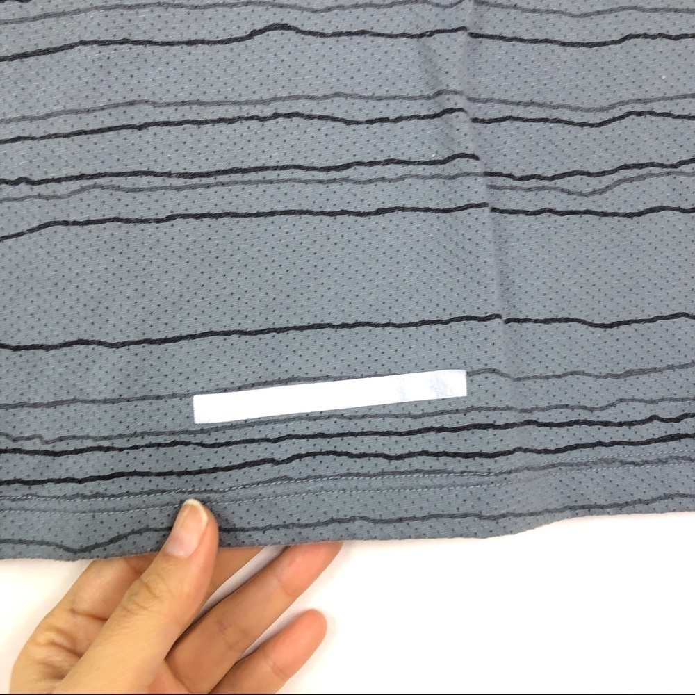 Nike Air Mesh Running Tank Top - Picture 7 of 7
